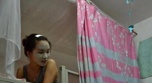 大学生床上视频